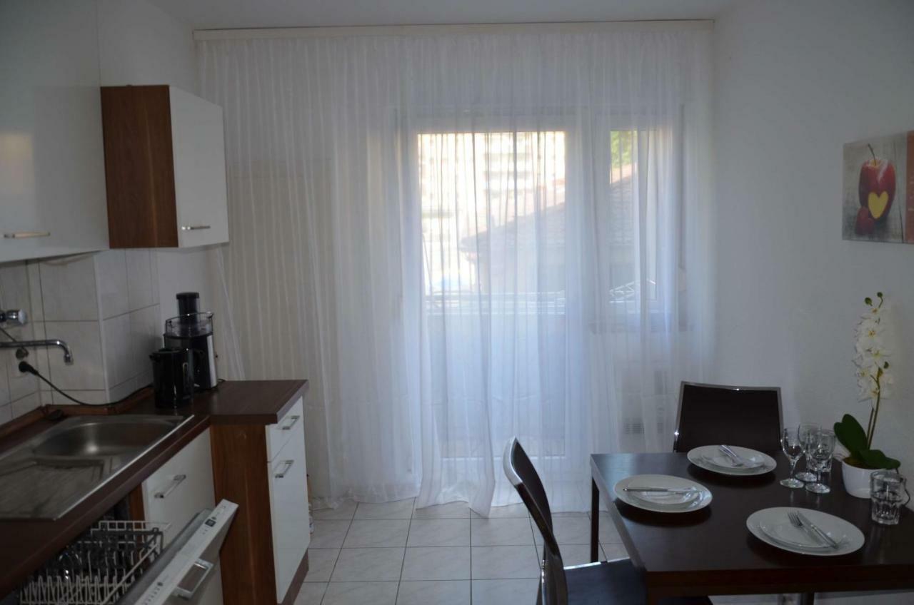 R&a Naftolin's Apartment